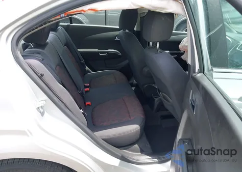 2017 Chevrolet Sonic Lt Auto z USA, uszkodzony, nr VIN 1G1JD5SH6H4157506